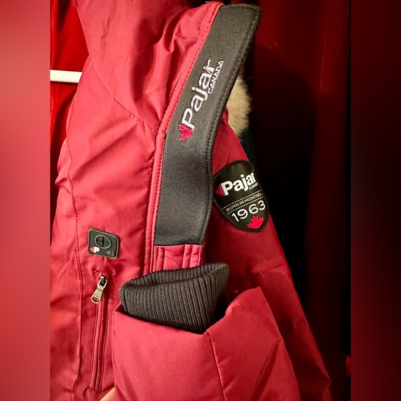 Women’s MEDIUM Red Pajar Canada Long Down Puffer Parka Coat - Picture 6 of 9